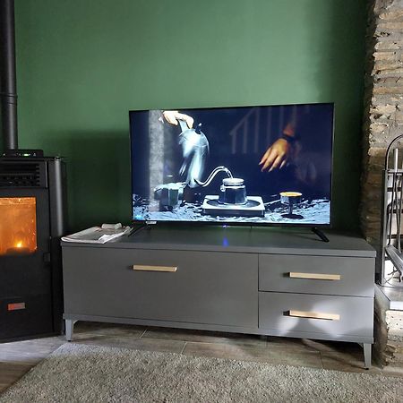 Chalet Kiwi Hastiere-par-dela Extérieur photo
