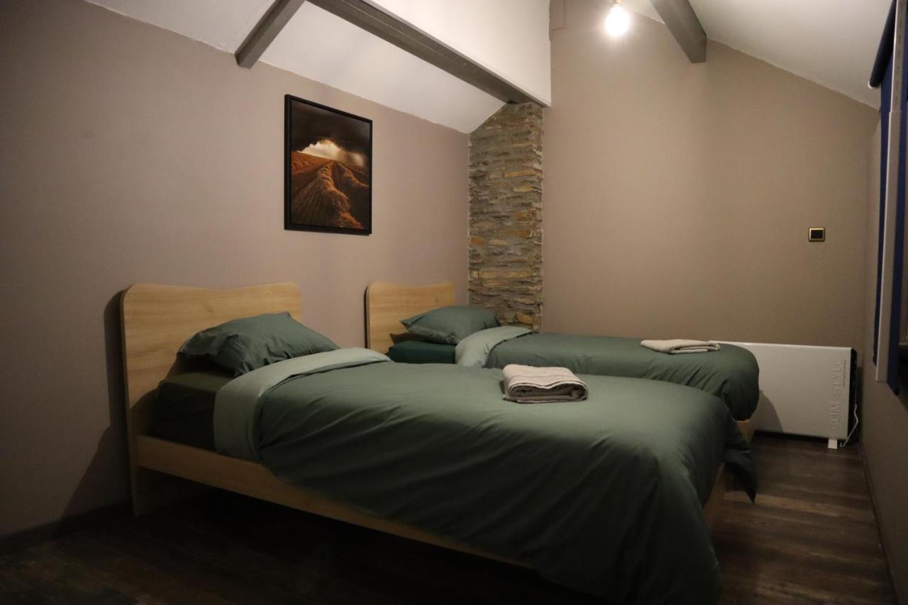 Chalet Kiwi Hastiere-par-dela Extérieur photo